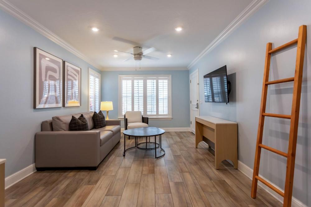 ADA Accessible One-Bedroom Suite interior